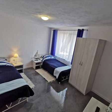 Pokoje Dwuosobowe Hotel Rowy  Eksteriør billede